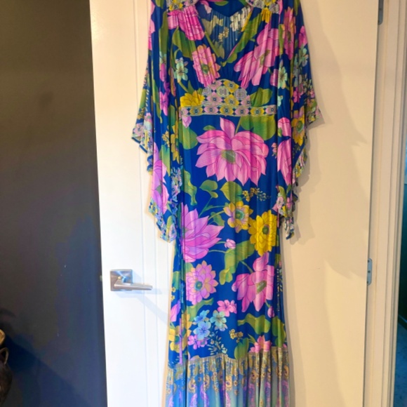 Rare Nine Lives Bazaar Celeste maxi dress - Picture 5 of 7